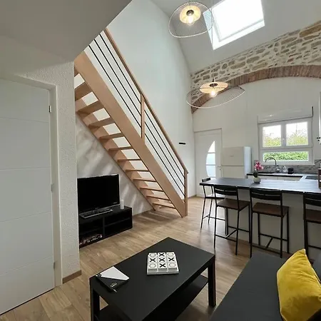 Avec Du Cachet Apartment *